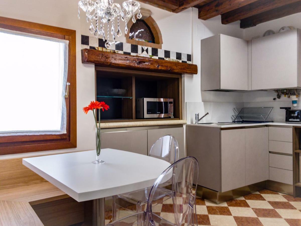 Apartment Antico Caminetto Biennale