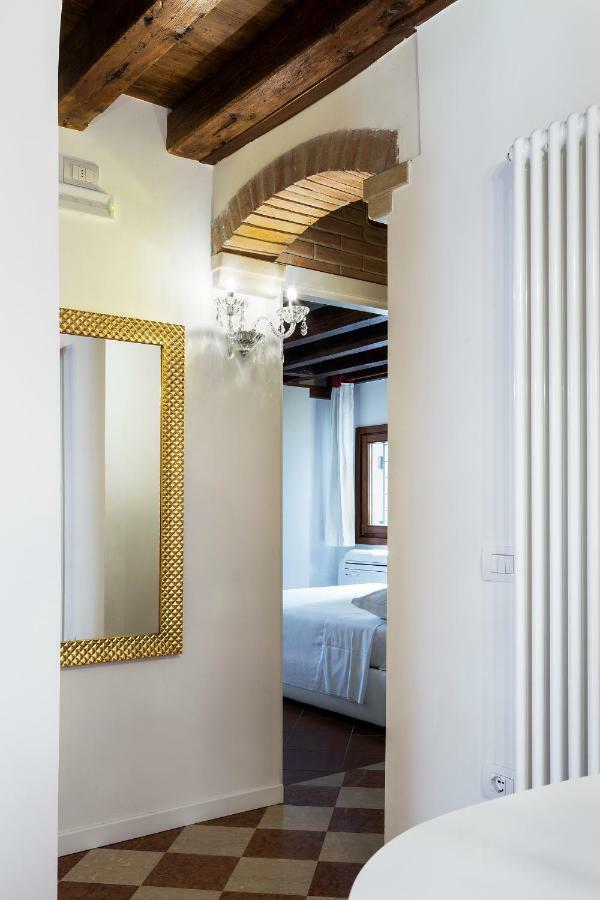 Apartment Antico Caminetto Biennale Venice